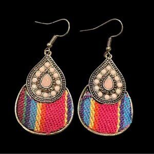 Bohemian Teardrop Earrings With Pink Beads & Multicolor Woven Design Gold-Tone M